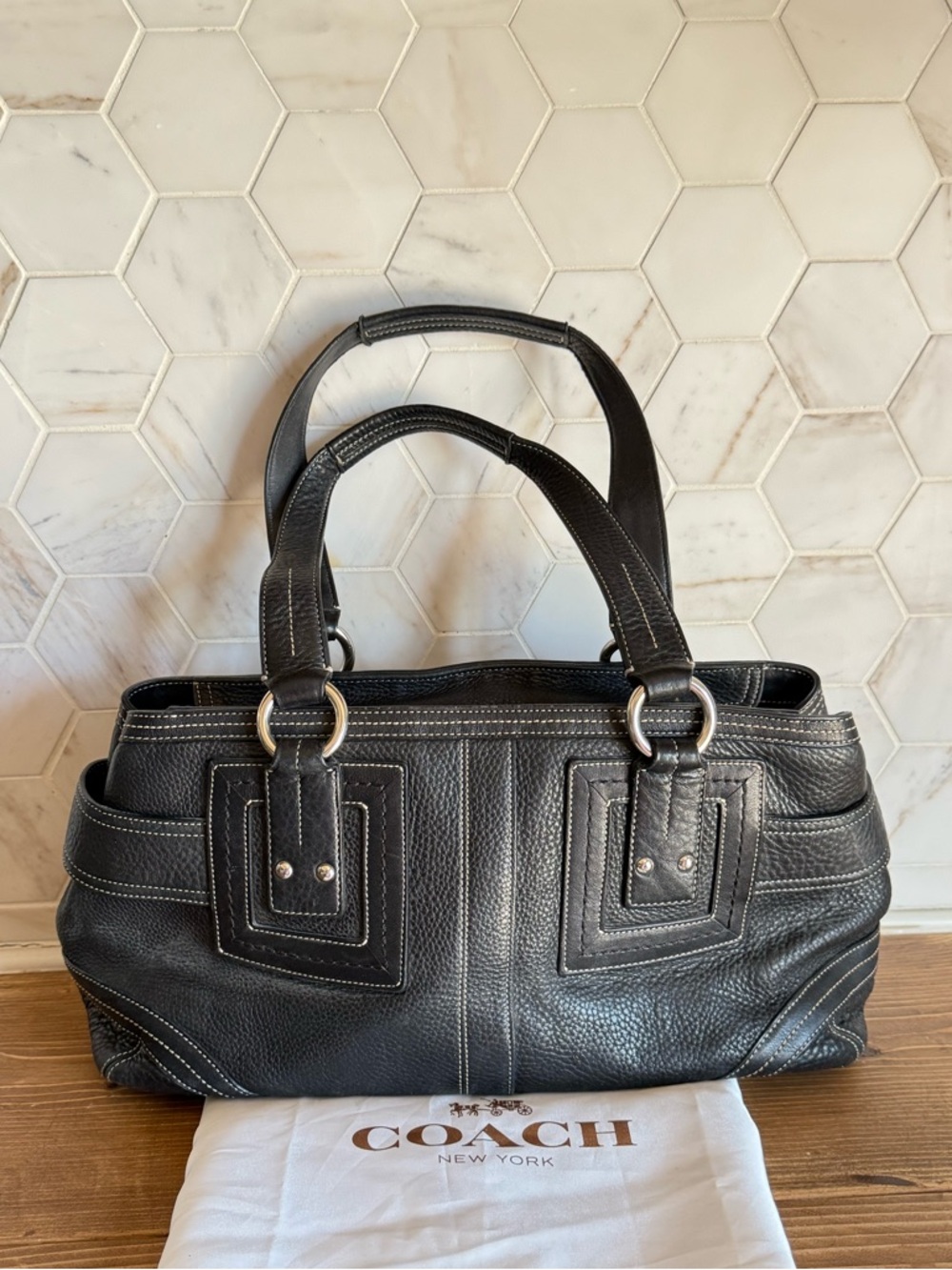 Vtg. Coach Black Pebbled Leather Shoulder Satchel with Buckle Accents - Picture 3 of 8